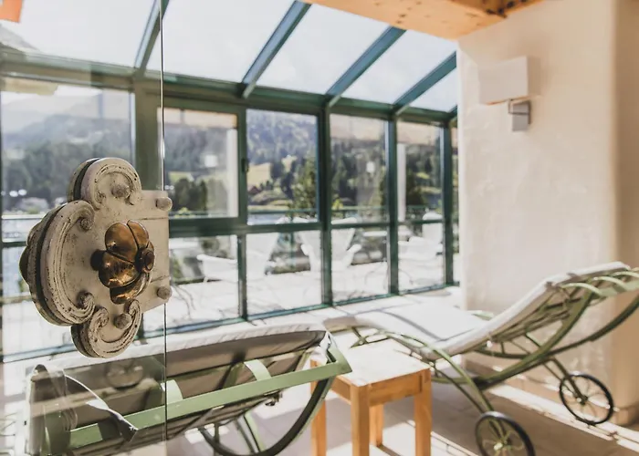 Hotel mit Pool: Seehotel Jägerwirt